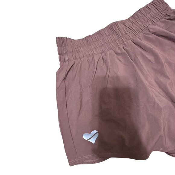 Nike Women's One Dri-FIT Mid-Rise Shorts 3 Smokey Mauve / Reflective Silv S NEW - Picture 2 of 8